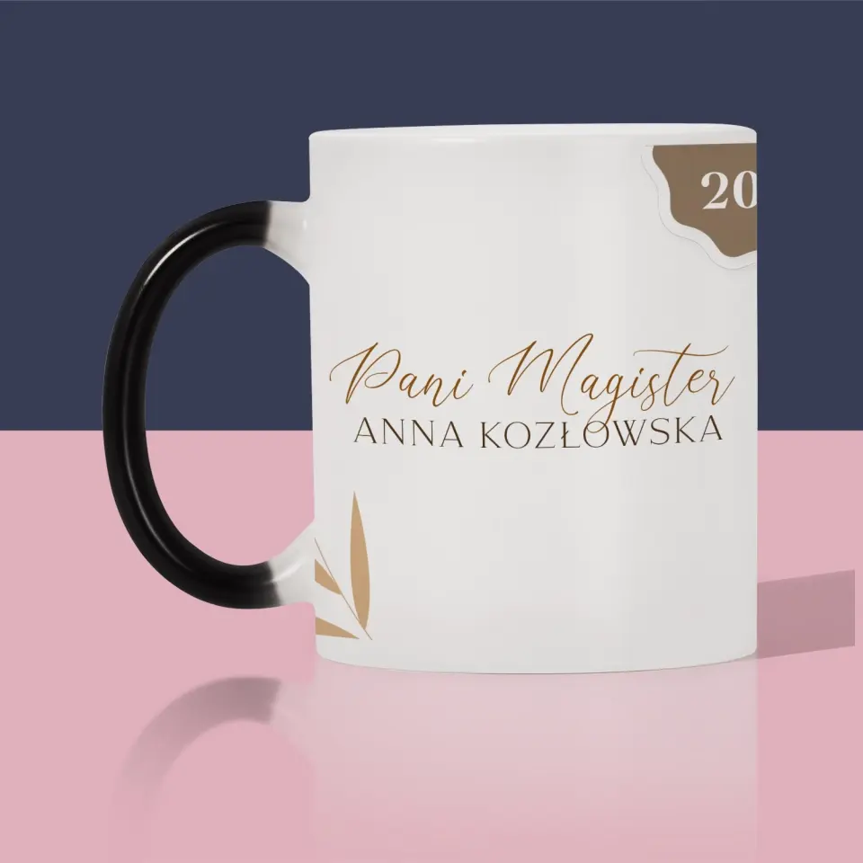 Fotokolaż: Pani Magister - Kubek z Nadrukiem - Image 7