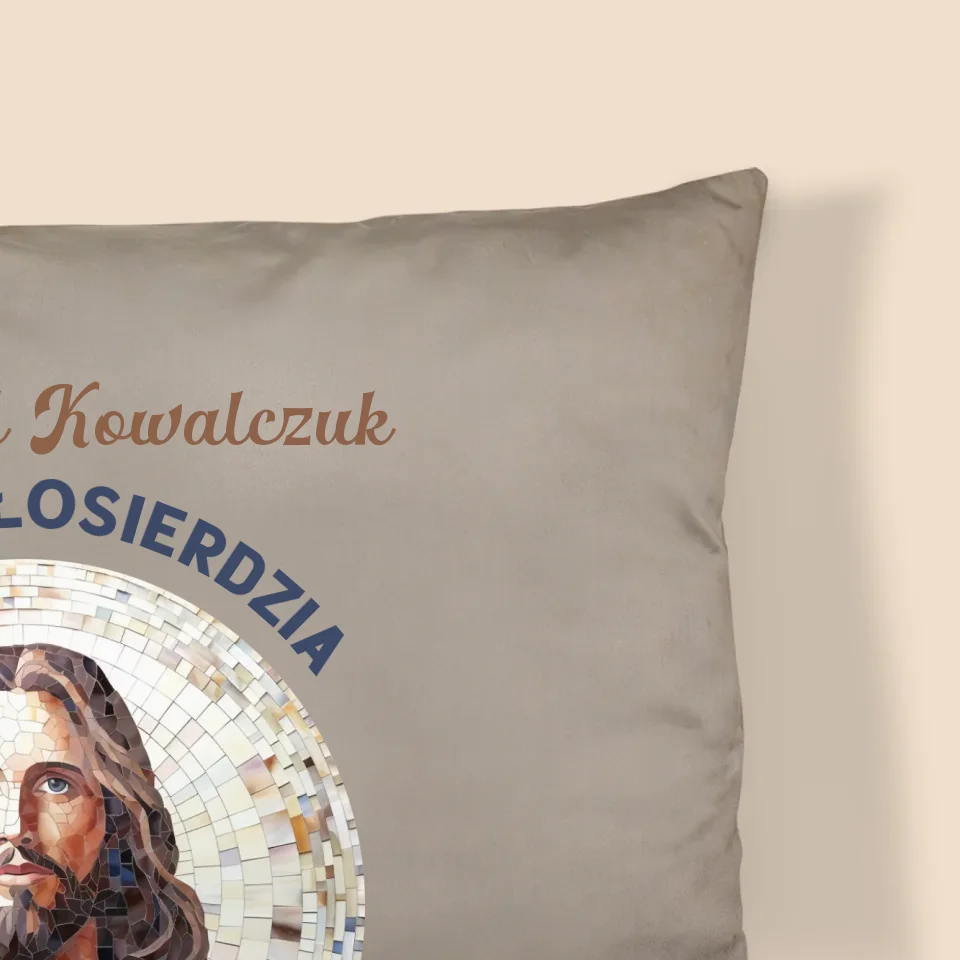 Imię i Podpis: Ksiądz Pełen Miłosierdzia - Personalizowana Poduszka - Image 2