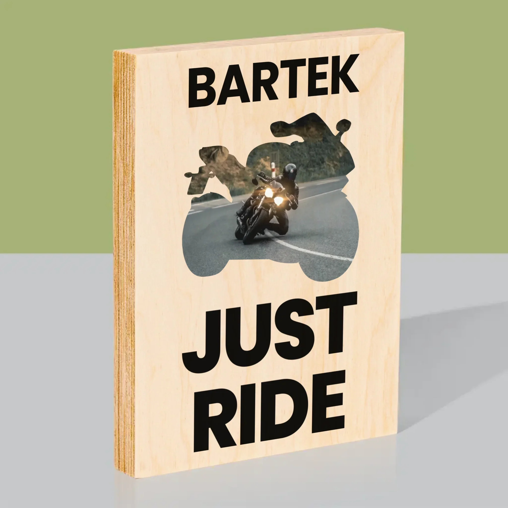 Kształt Ze Zdjęć: Just Ride - Wydruk Na Drewnie