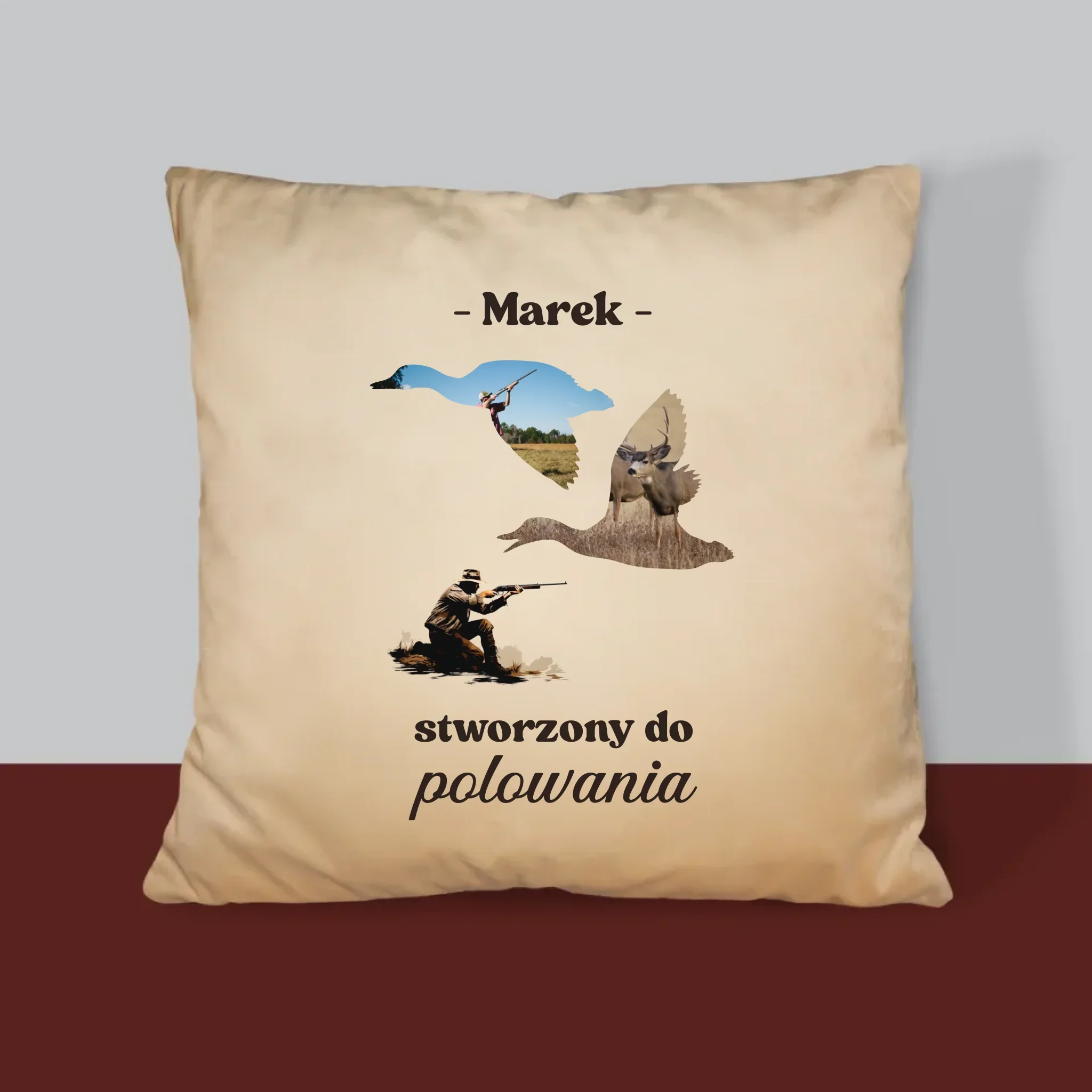 Kształt Ze Zdjęć: Stworzony Do Polowania - Poduszka z Nadrukiem - Image 4