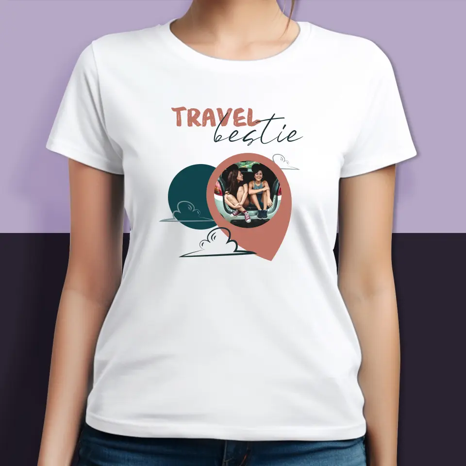 Kształt Ze Zdjęć: Travel Besties - Koszulki Dla Par - Image 3