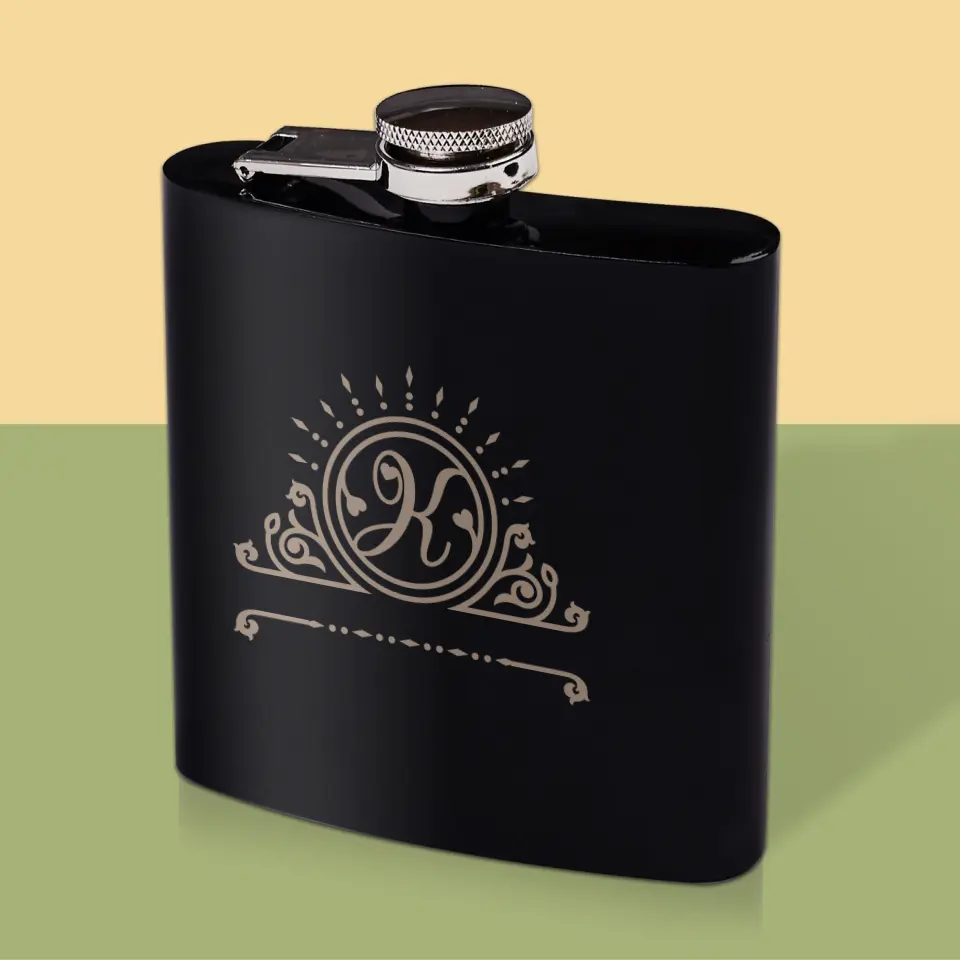 Monogram: Monogram 2 - Personalizowana Piersiówka - Image 3