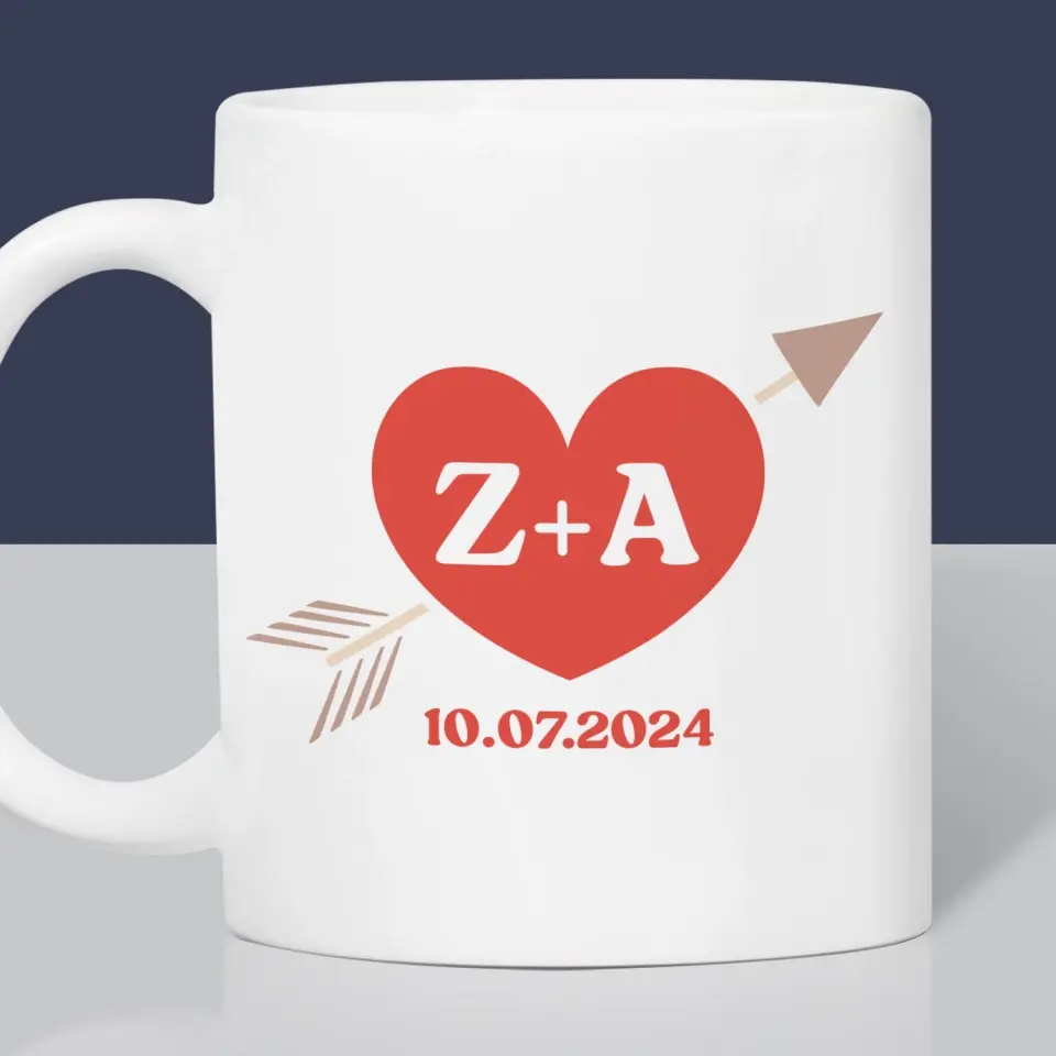 Monogram: Inicjały Serca Ze Strzałą - Kubek z Nadrukiem - Image 2