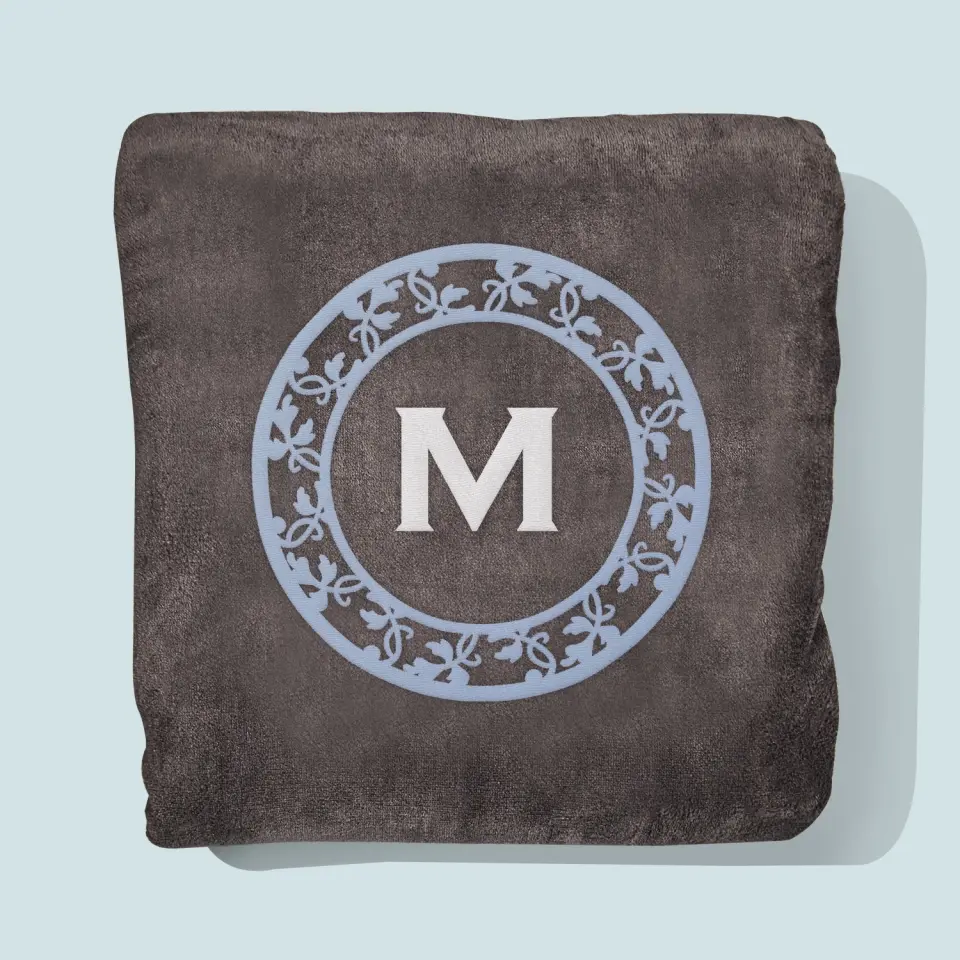 Monogram: Monogram Ramka Ornamenty - Koc z Haftem - Image 2