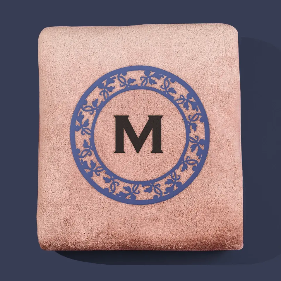 Monogram: Monogram Ramka Ornamenty - Koc z Haftem - Image 6