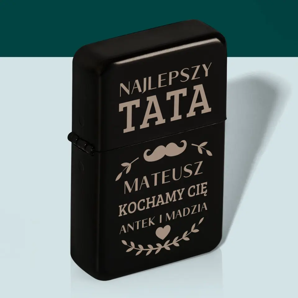 Monogram: Najlepszy Tata Podpis - Zapalniczka z Grawerem - Image 3