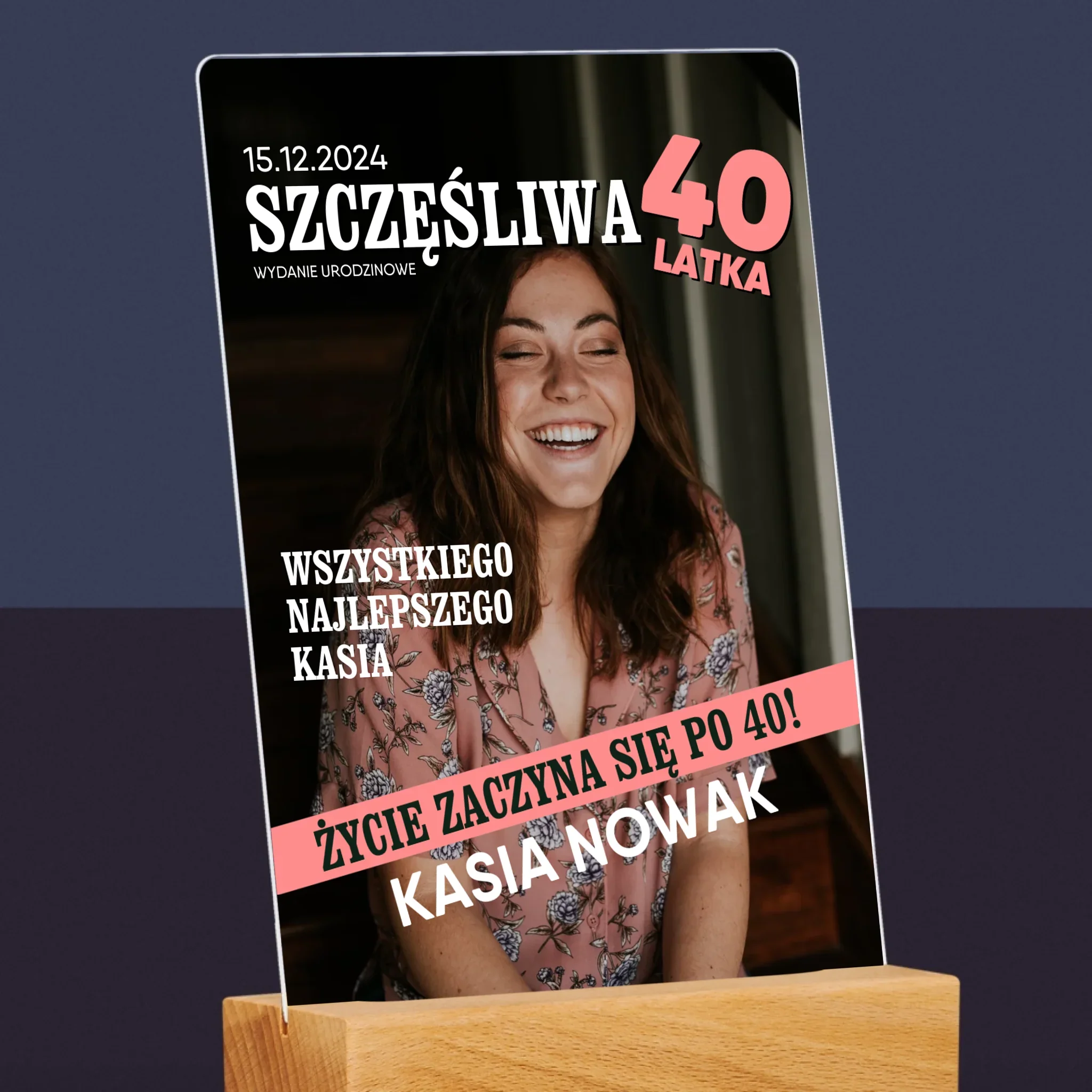 Okładka Magazynu: Szczęśliwa 40-Latka - Wydruk Na Szkle Akrylowym - Image 6