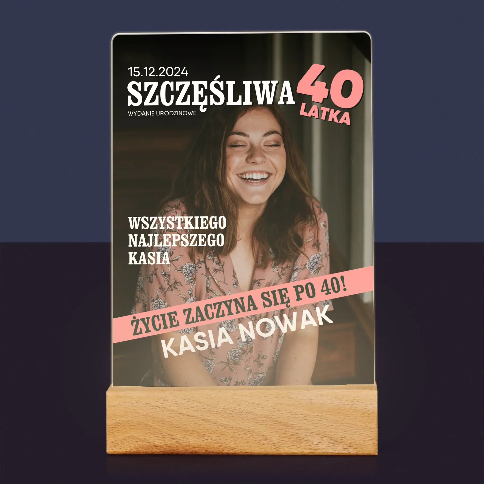 Okładka Magazynu: Szczęśliwa 40-Latka - Wydruk Na Szkle Akrylowym - Image 7