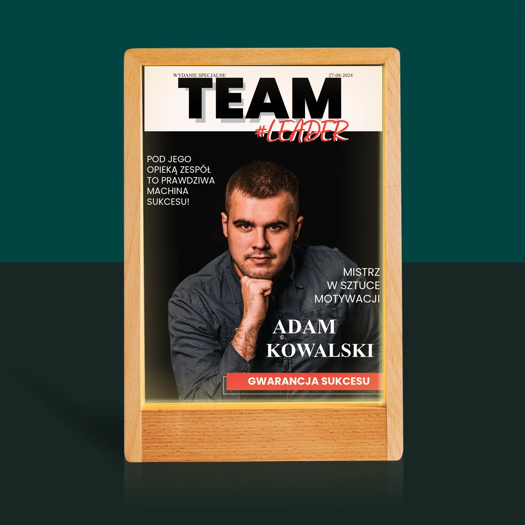 Okładka Magazynu: Team Leader - Wydruk Na Szkle Akrylowym - Image 10