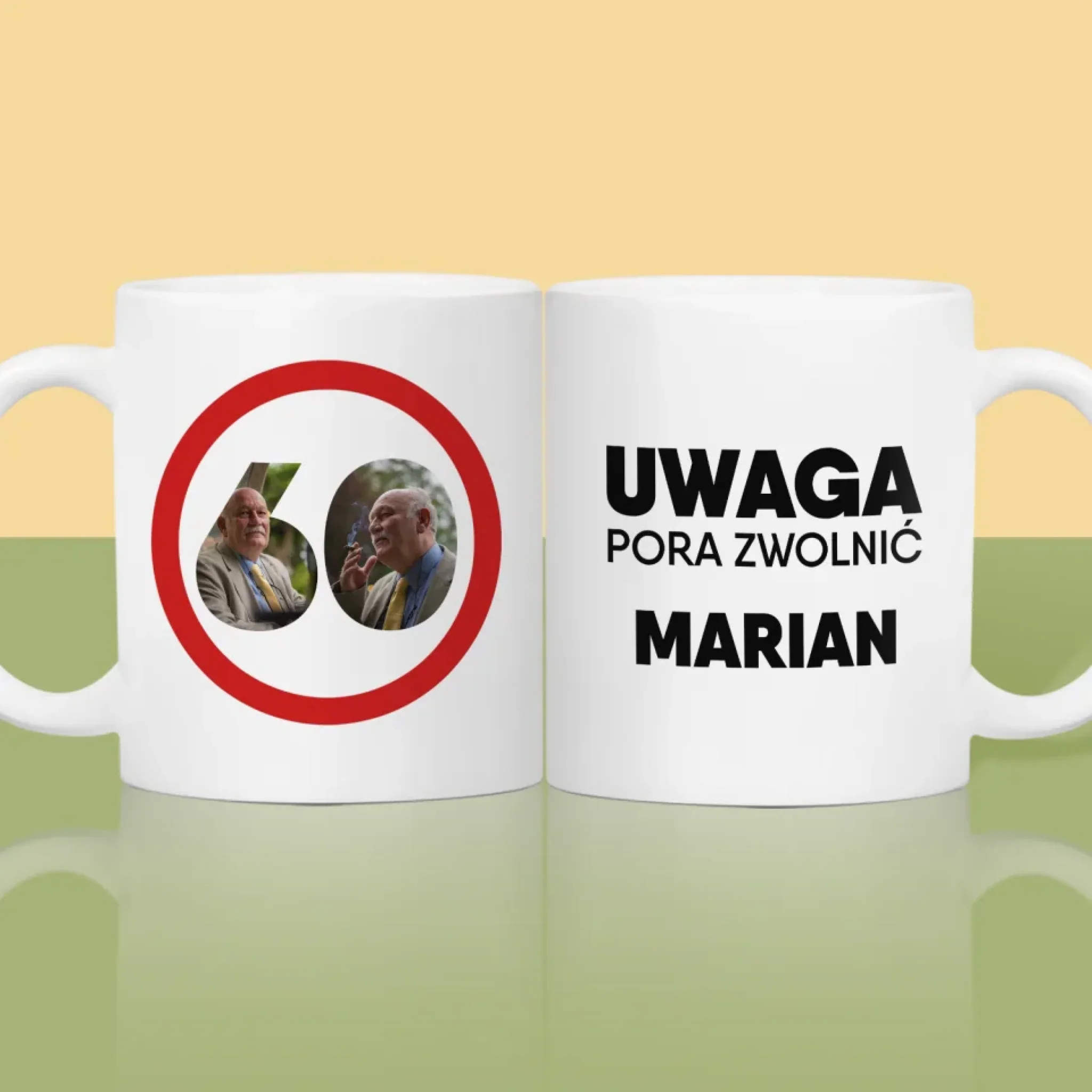 Słowo Ze Zdjęć: 60 Pora Zwolnić - Kubek z Nadrukiem - Image 2