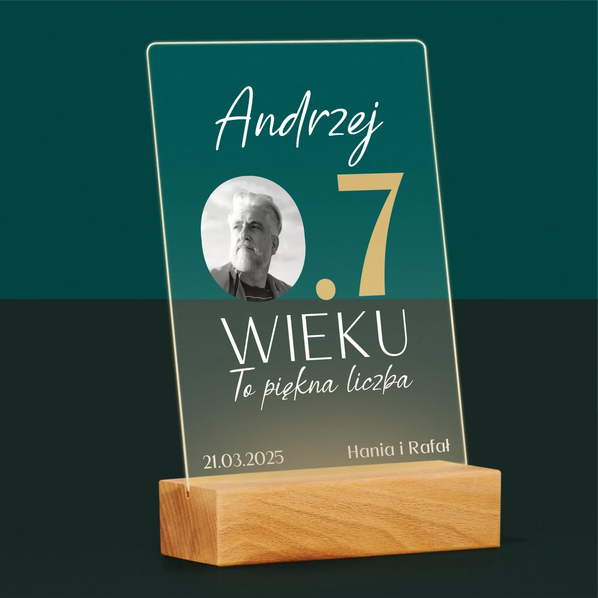 Zdjęcie I Podpis: 0.7 Wieku - Wydruk Na Szkle Akrylowym - Image 5