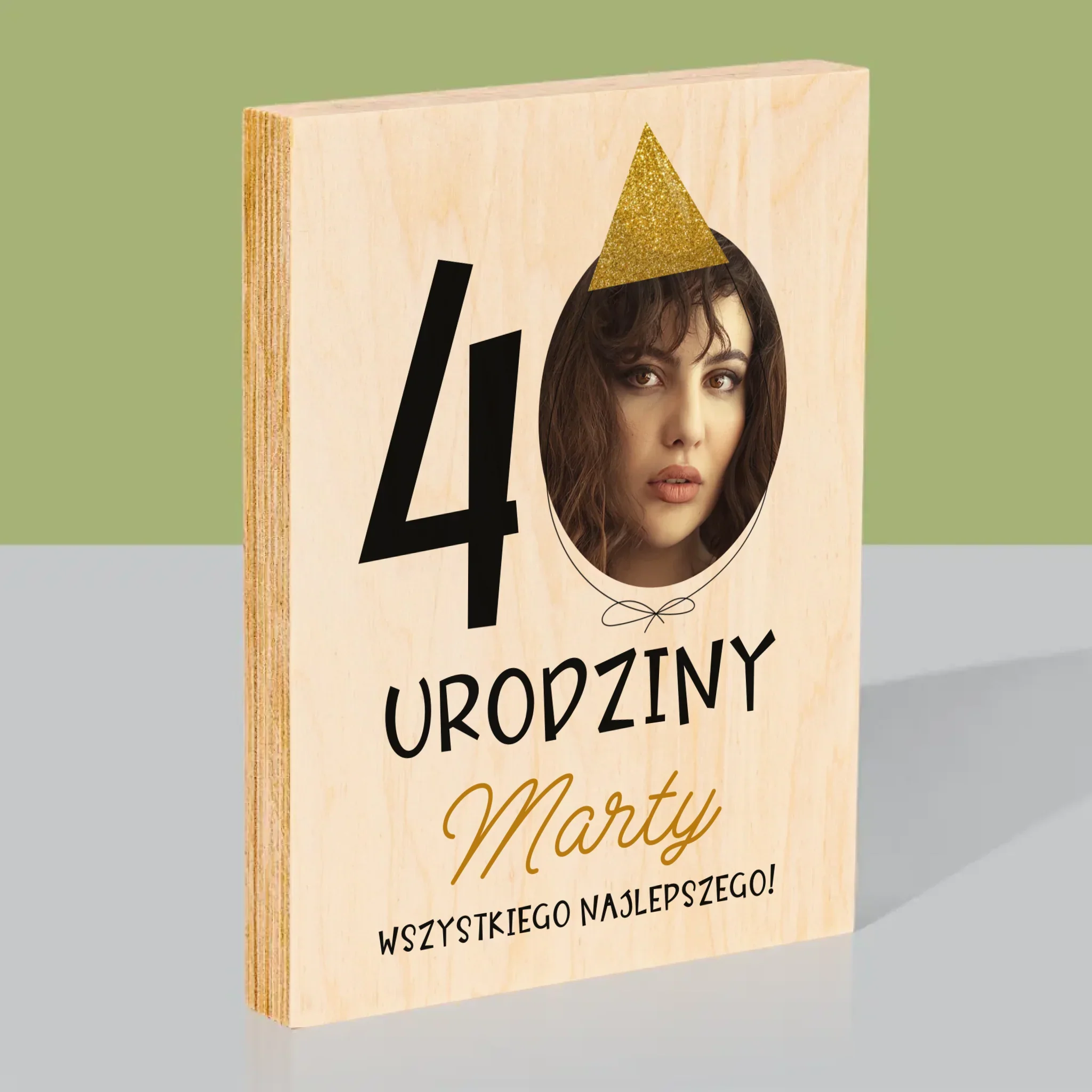 Zdjęcie I Podpis: 40 Urodziny Czapeczka - Wydruk Na Drewnie