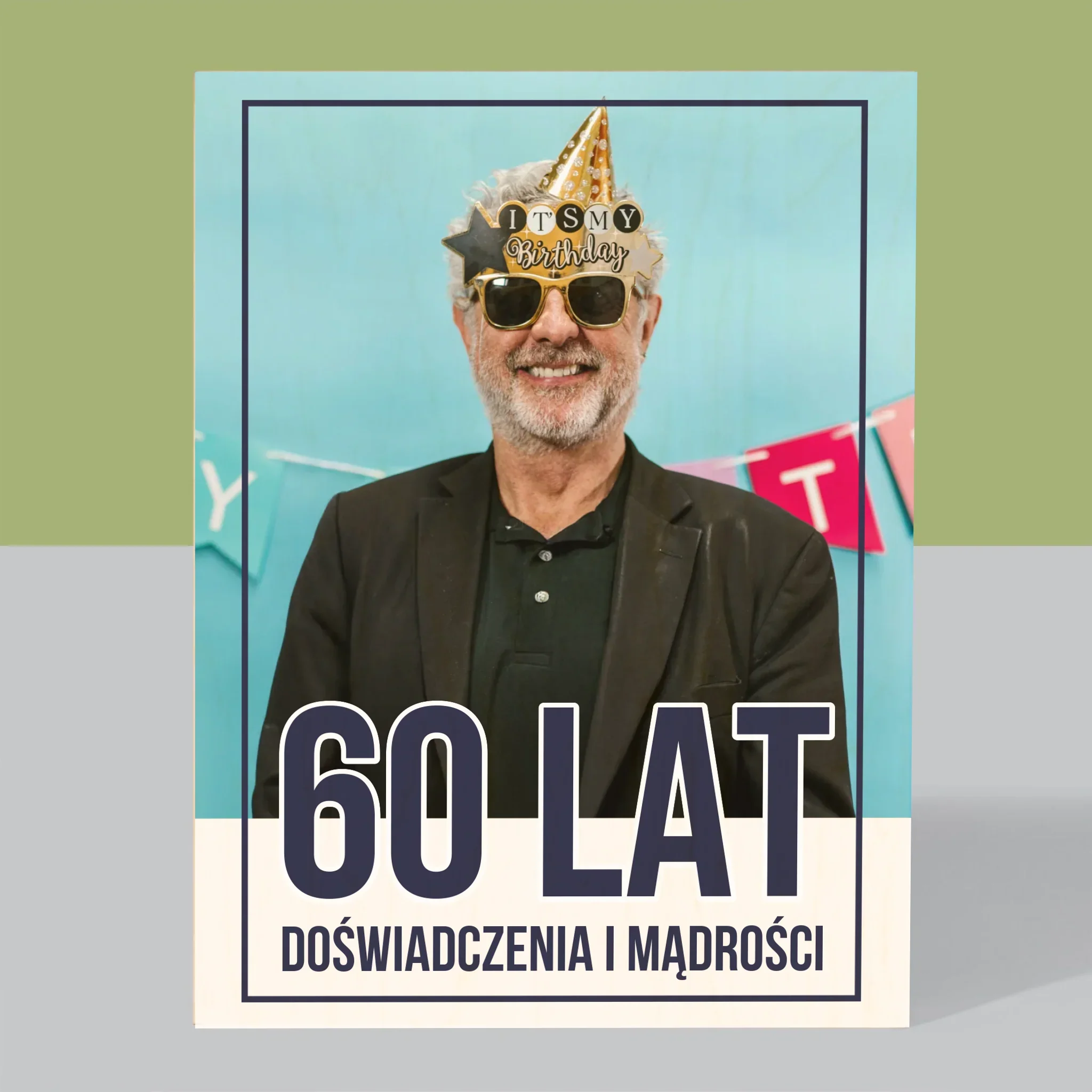 Zdjęcie i Podpis: 60 Lat Doświadczenia i Mądrości - Wydruk Na Drewnie - Image 3