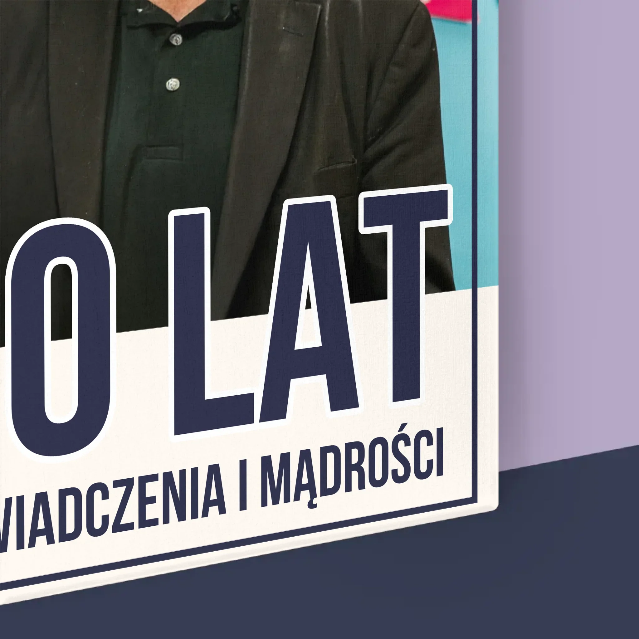 Zdjęcie i Podpis: 60 Lat Doświadczenia i Mądrości - Wydruk Obramowany - Image 17