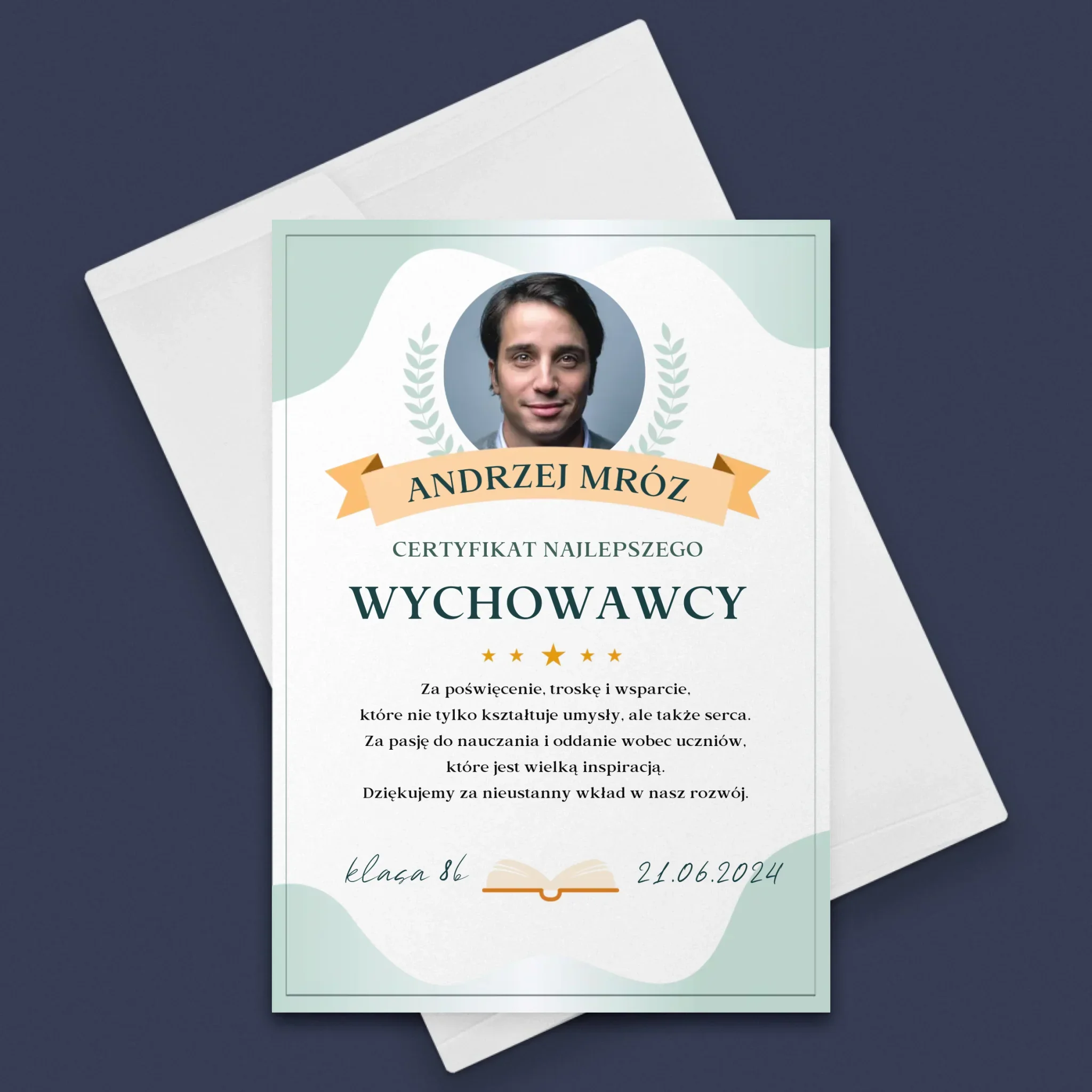 Zdjęcie i Podpis: Certyfikat Najlepszego Wychowawcy - Kartka z Życzeniami - Image 3