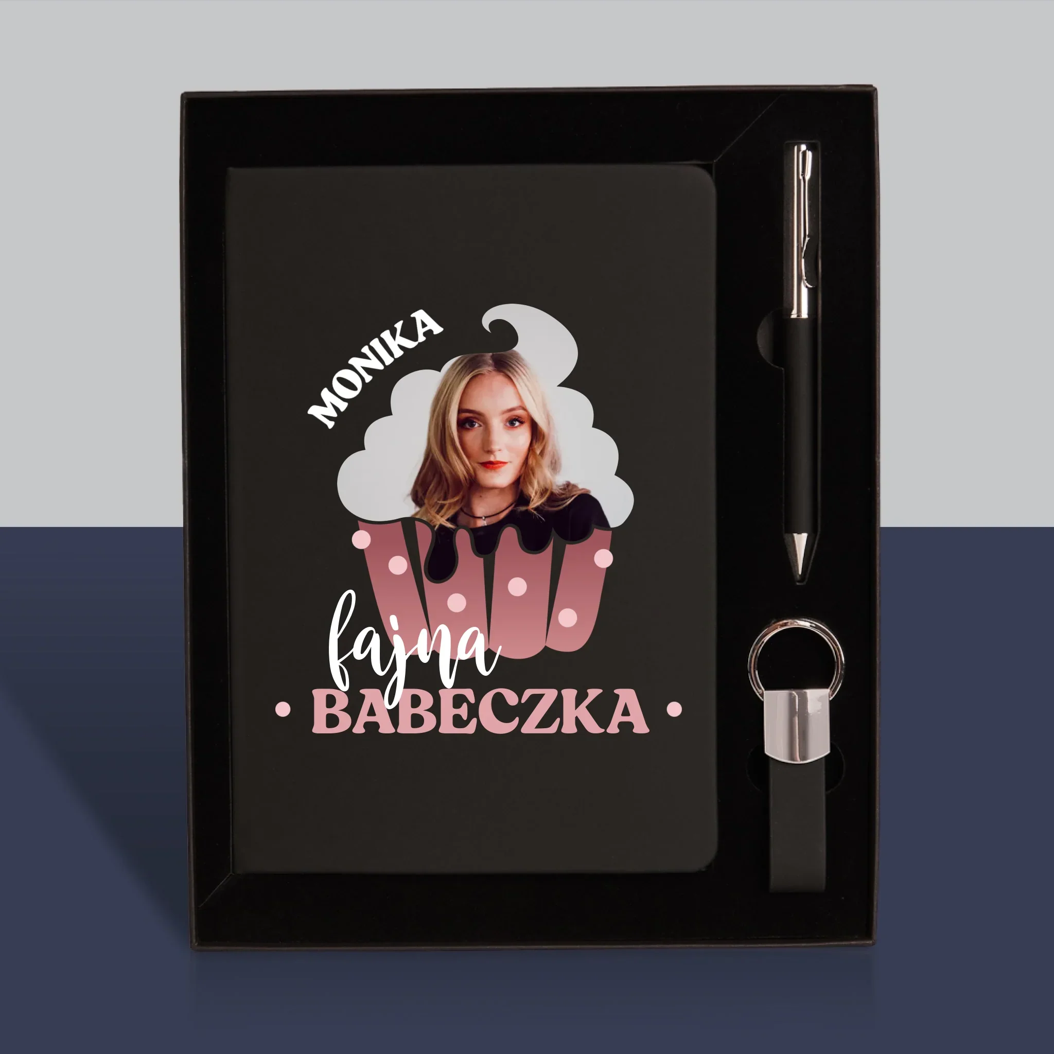 Zdjęcie i Podpis: Fajna Babeczka - Zestaw z Notatnikiem
