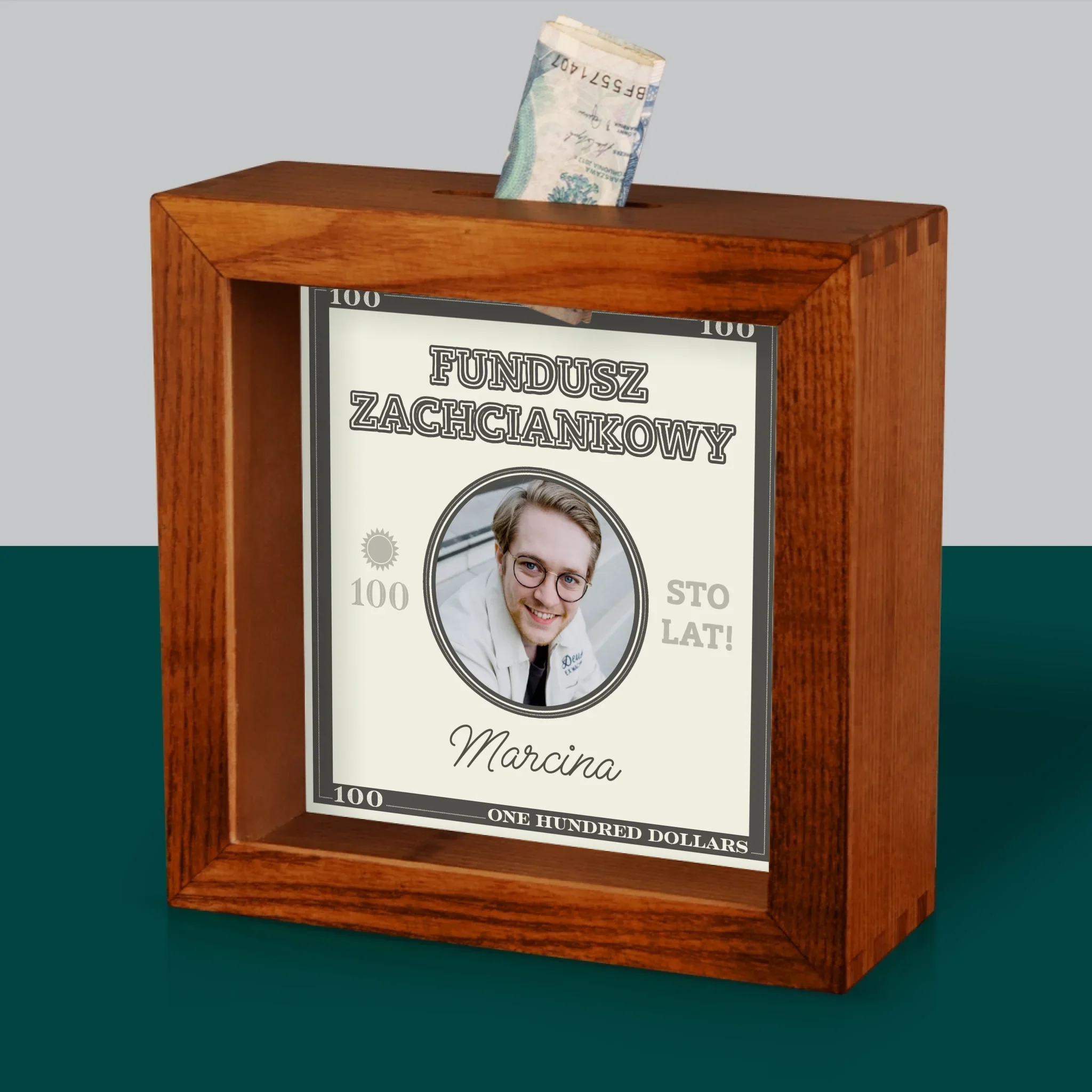 Zdjęcie I Podpis: Fundusz Zachciankowy - Drewniana Skarbonka - Image 4