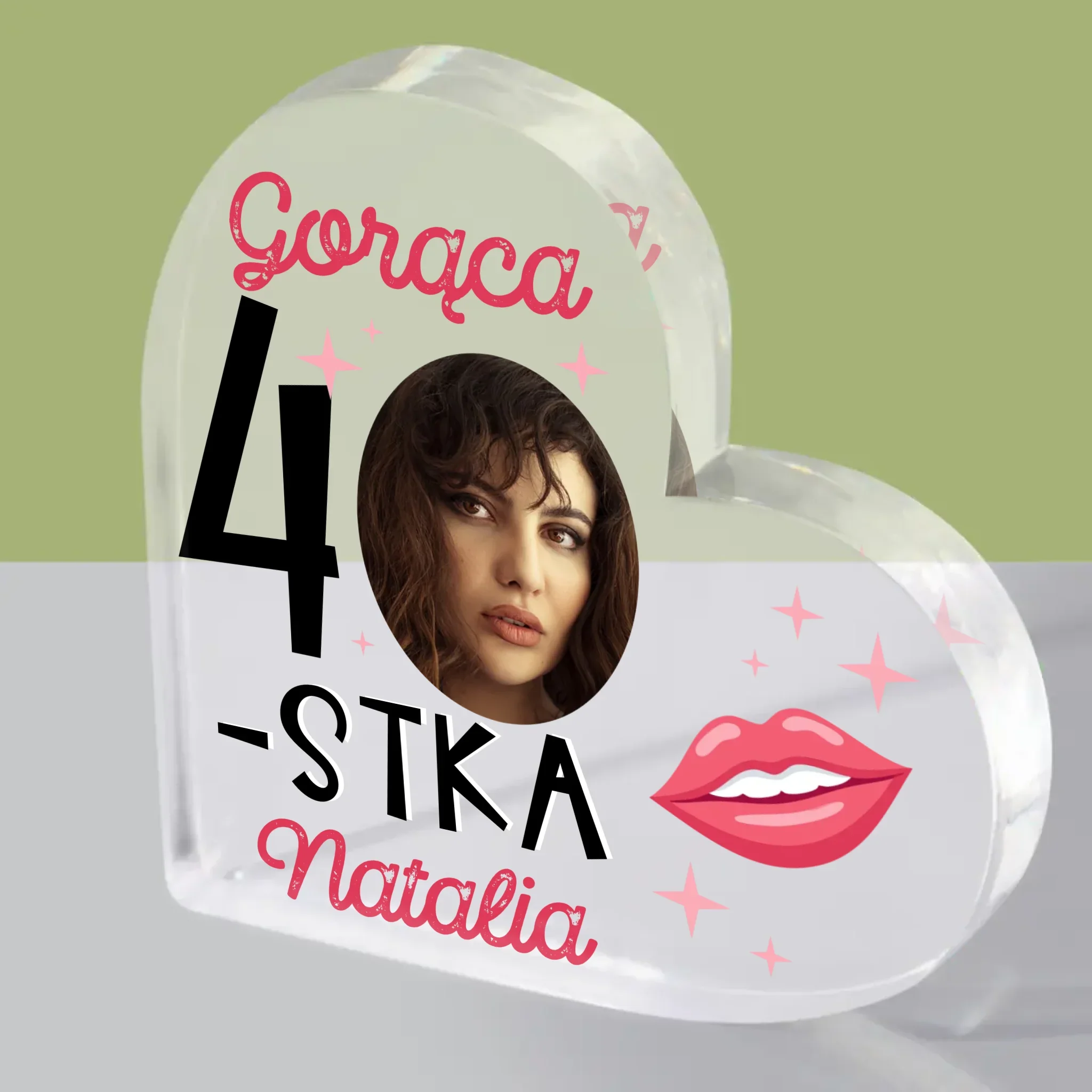 Zdjęcie I Podpis: Gorąca 40-Stka - Blok Akrylowy Serce - Image 2