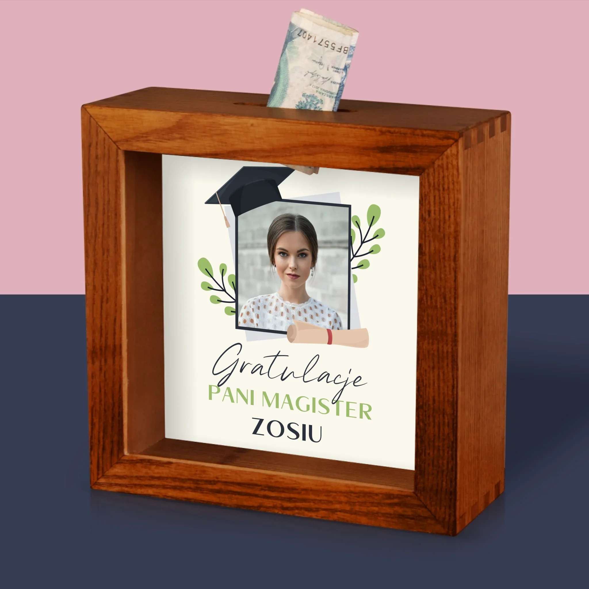 Zdjęcie I Podpis: Gratulacje Magister - Drewniana Skarbonka - Image 4