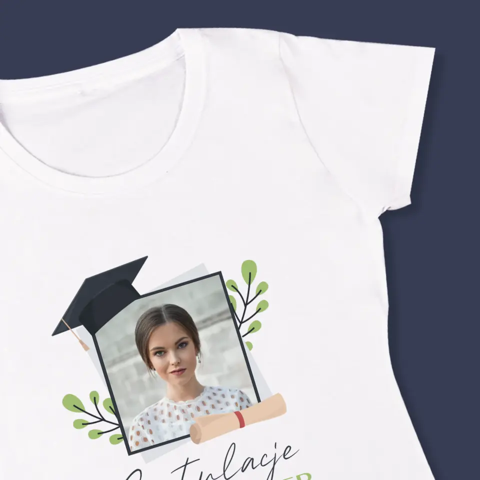 Zdjęcie i Podpis: Gratulacje Magister - Koszulka Damska z Nadrukiem - Image 4