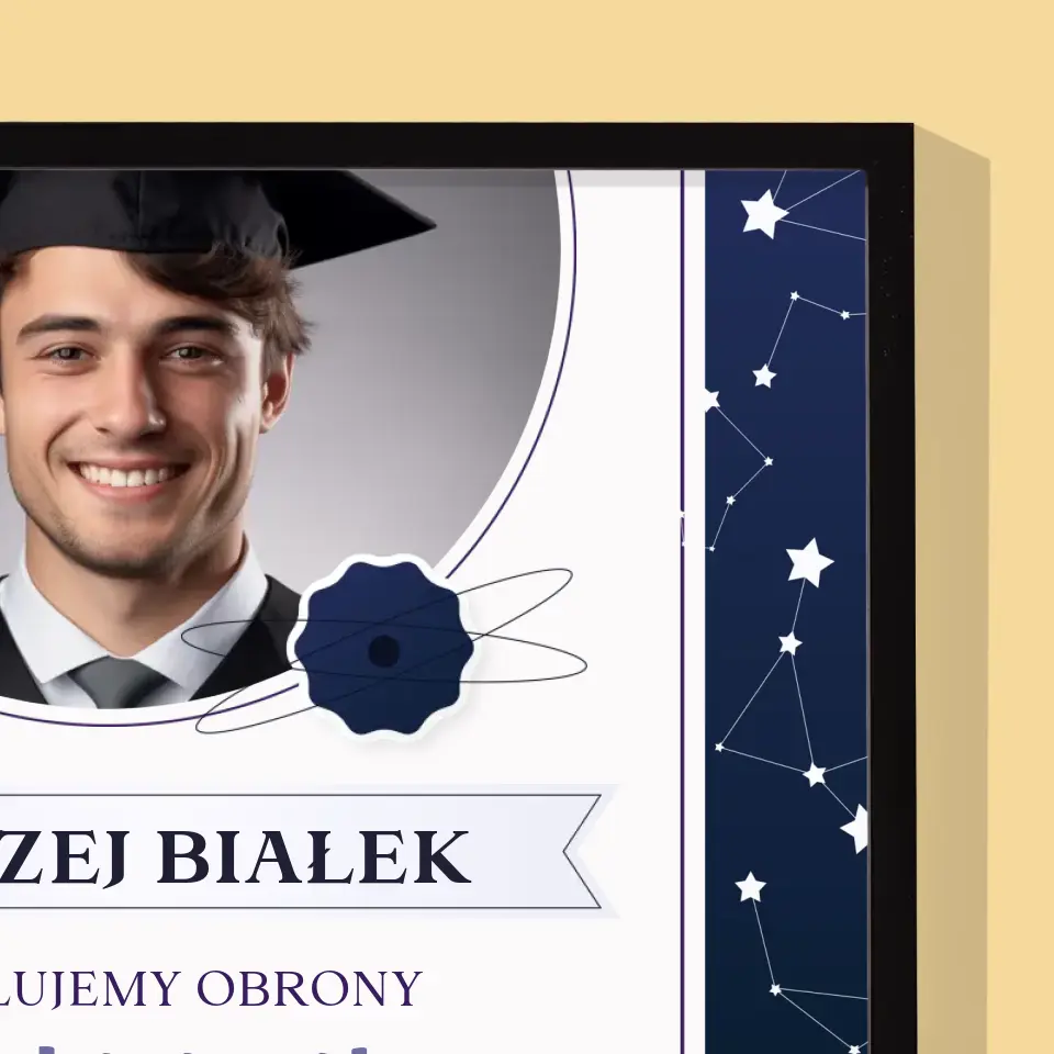 Zdjęcie i Podpis: Gratulujemy Obrony - Wydruk Obramowany 30X40 - Image 2