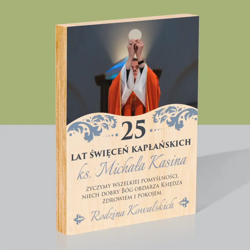 Zdjęcie i Podpis: Jubileusz Święceń Kapłańskich - Wydruk Na Drewnie