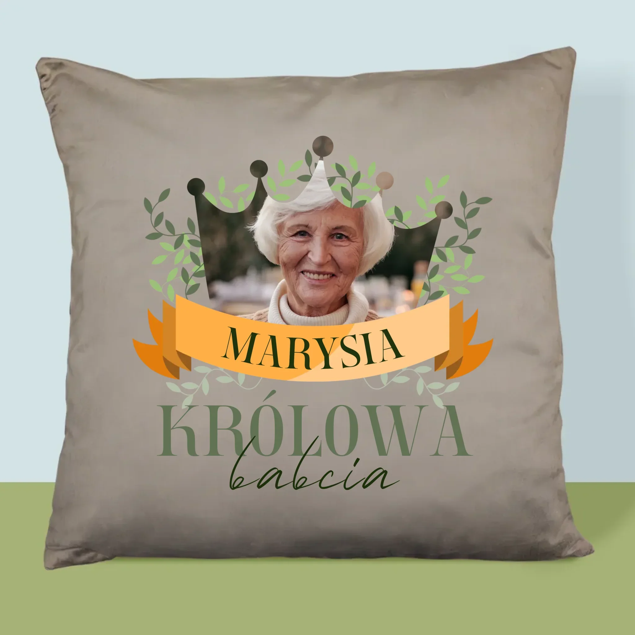 Zdjęcie i Podpis: Królowa Babcia - Poduszka z Nadrukiem - Image 3