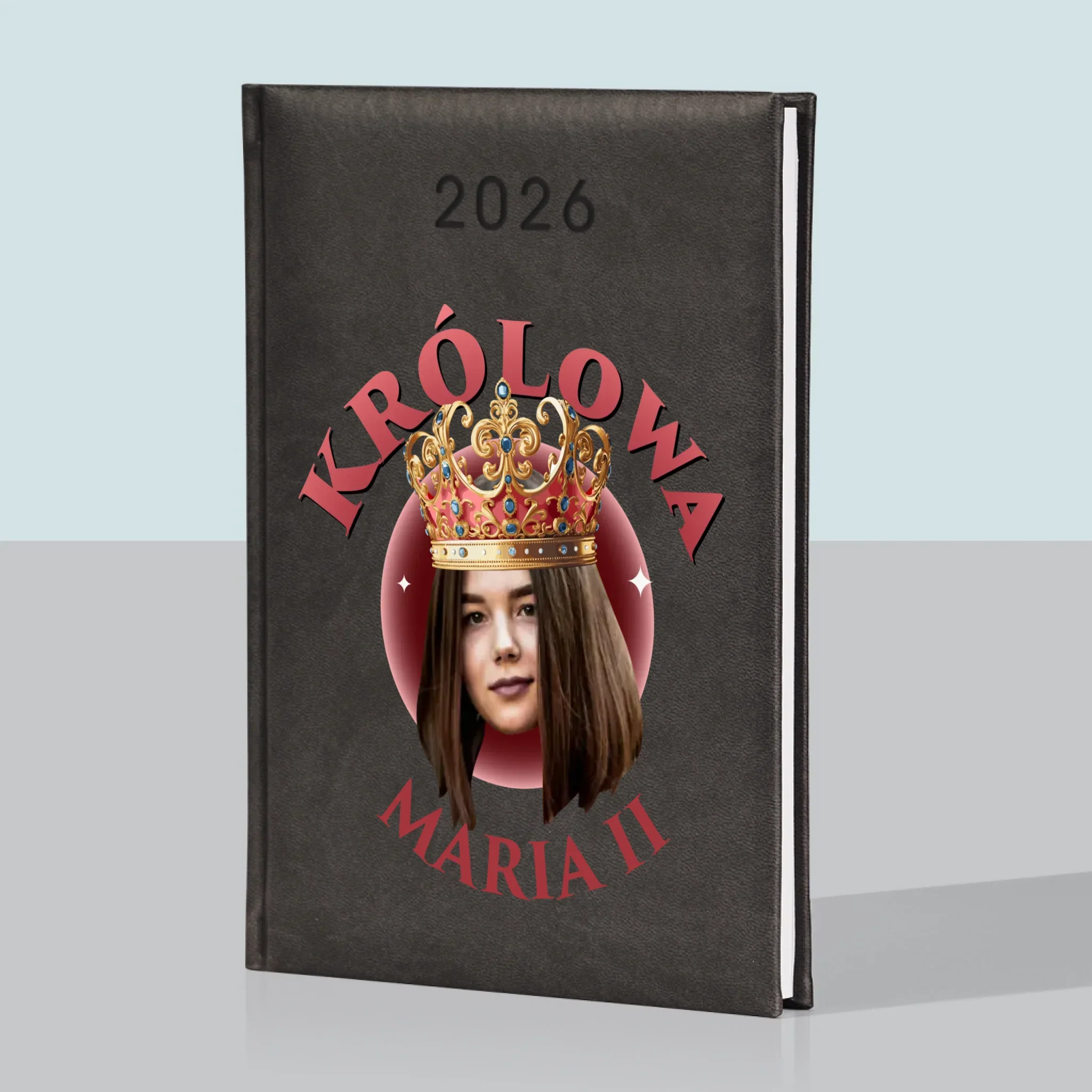 Zdjęcie i Podpis: Królowa - Kalendarz Książkowy - Image 6