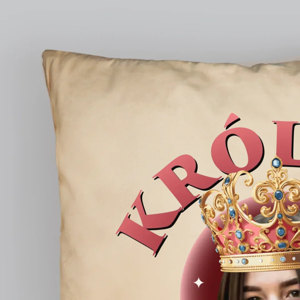 Zdjęcie i Podpis: Królowa - Poduszka z Nadrukiem - Image 5