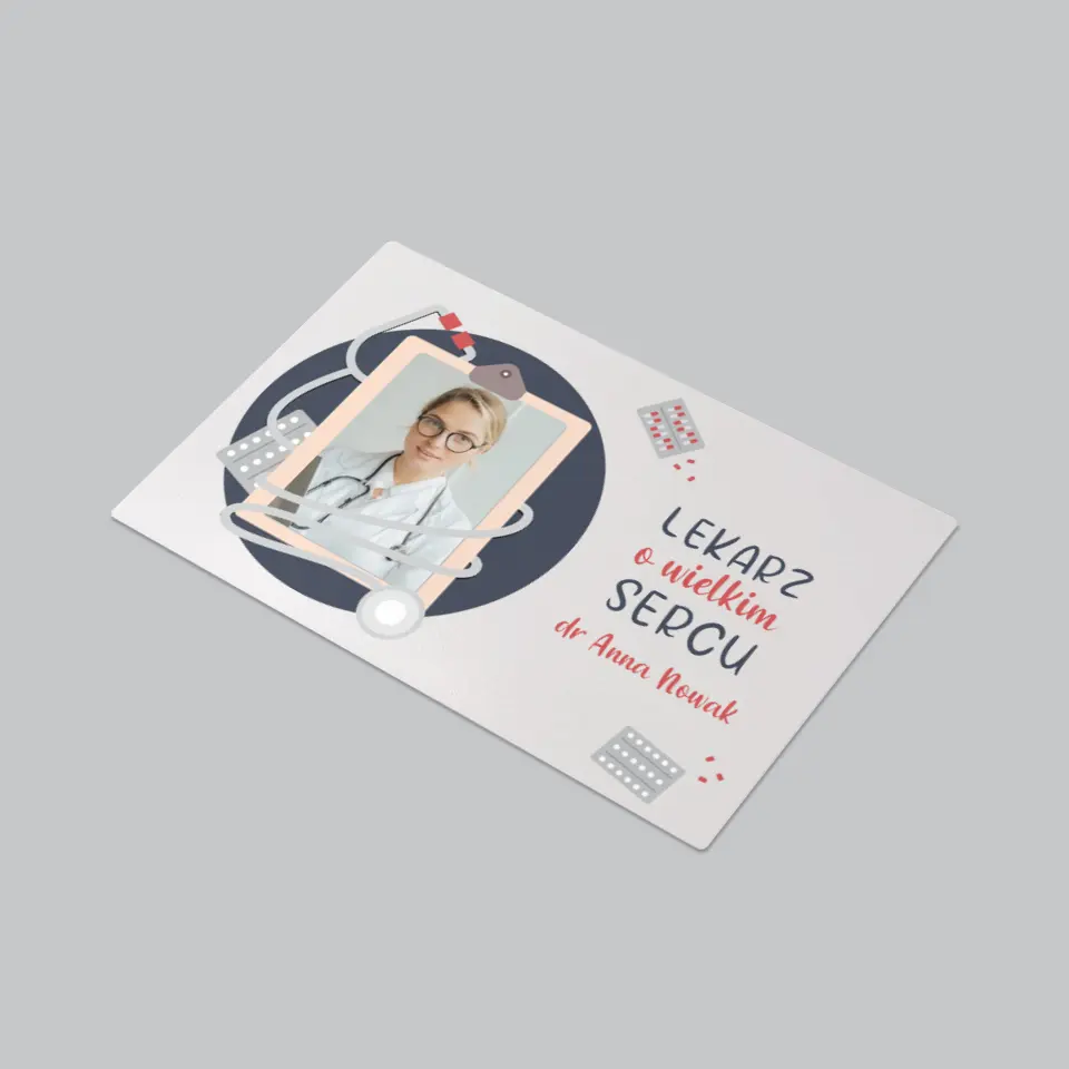 Zdjęcie i Podpis: Lekarz o Wielkim Sercu - Podkładka Na Biurko - Image 3