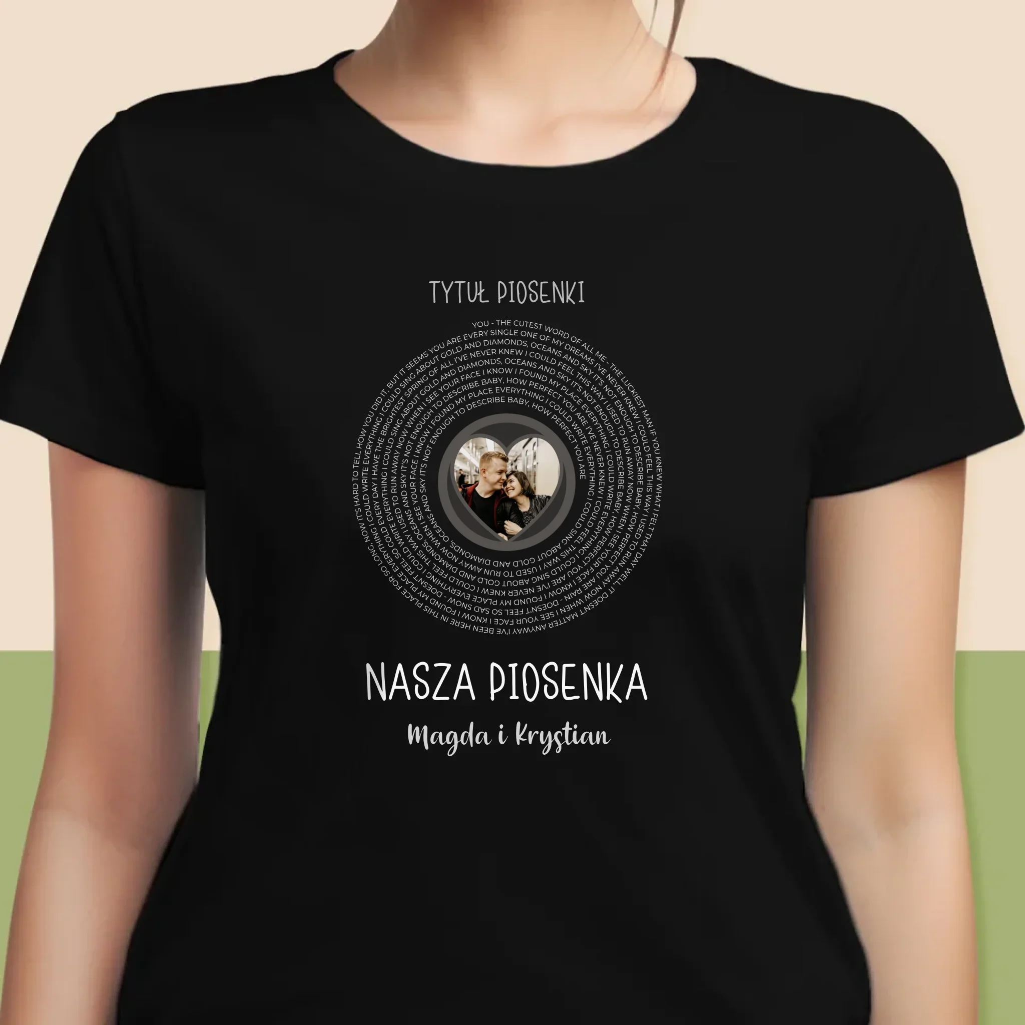 Zdjęcie i Podpis: Nasza Piosenka z Tekstem - Koszulka Damska - Image 6
