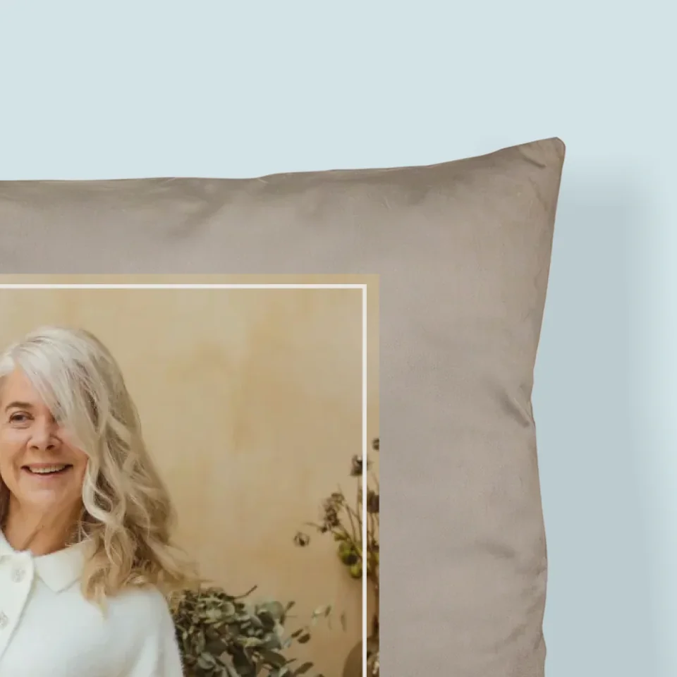 Zdjęcie i Podpis: Nic Nie Muszę! Emerytka - Poduszka z Nadrukiem - Image 2