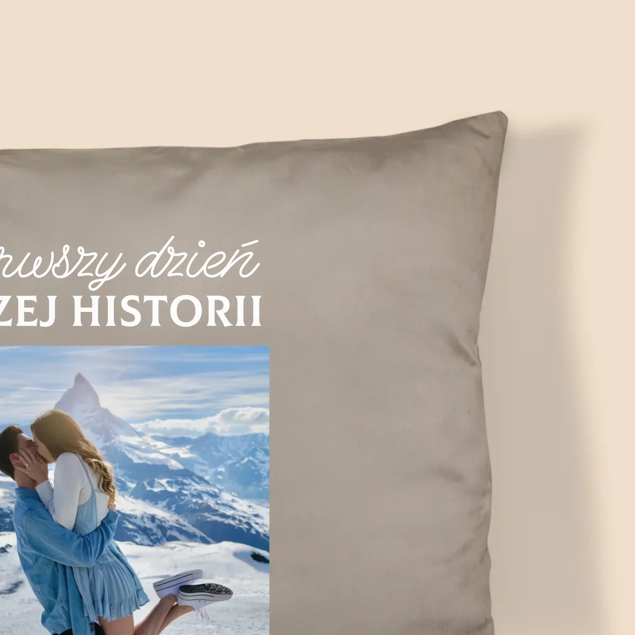 Zdjęcie i Podpis: Pierwszy Dzień Naszej Historii - Personalizowana Poduszka - Image 2