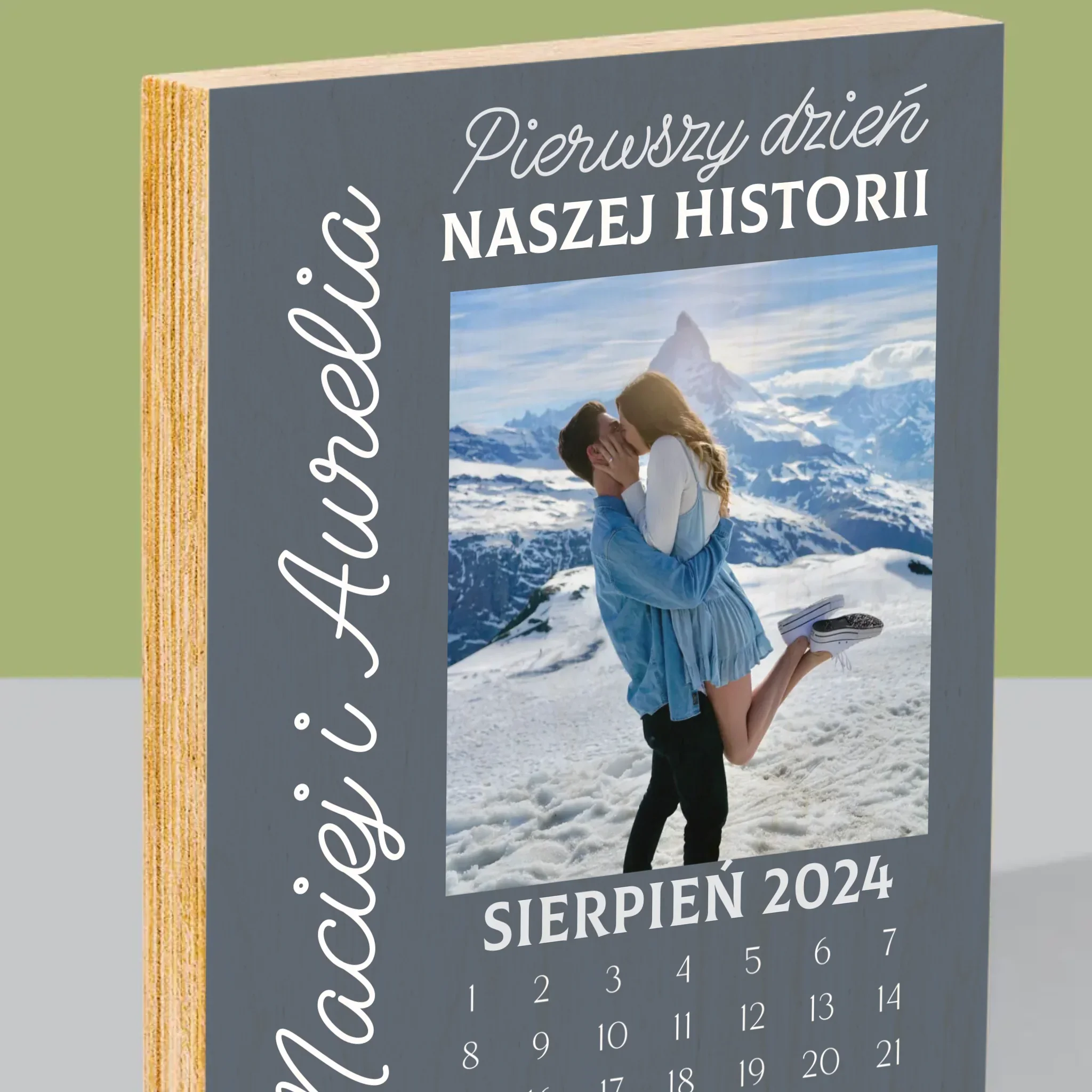 Zdjęcie i Podpis: Pierwszy Dzień Naszej Historii - Wydruk Na Drewnie - Image 2