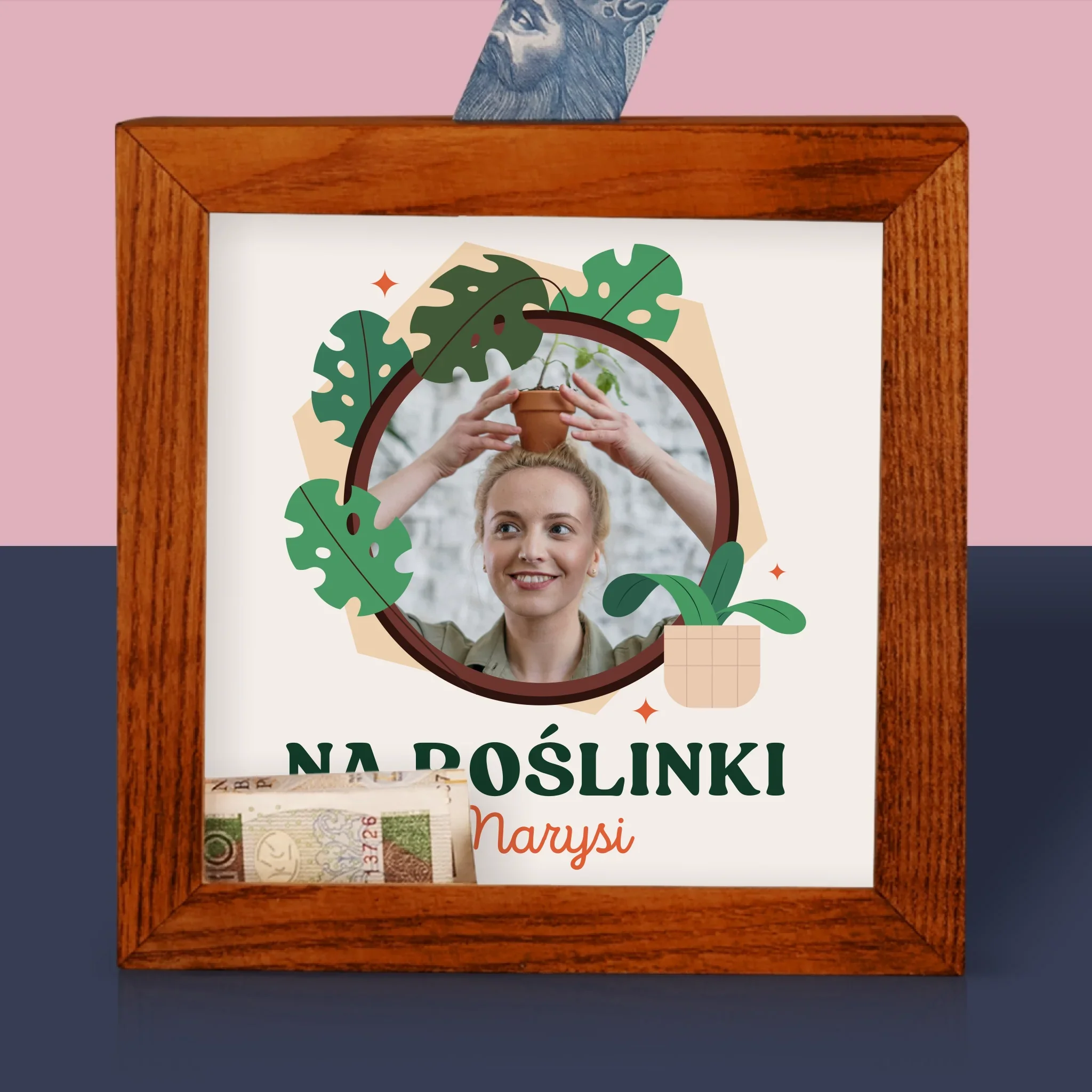 Zdjęcie I Podpis: Rośliniara - Drewniana Skarbonka - Image 2