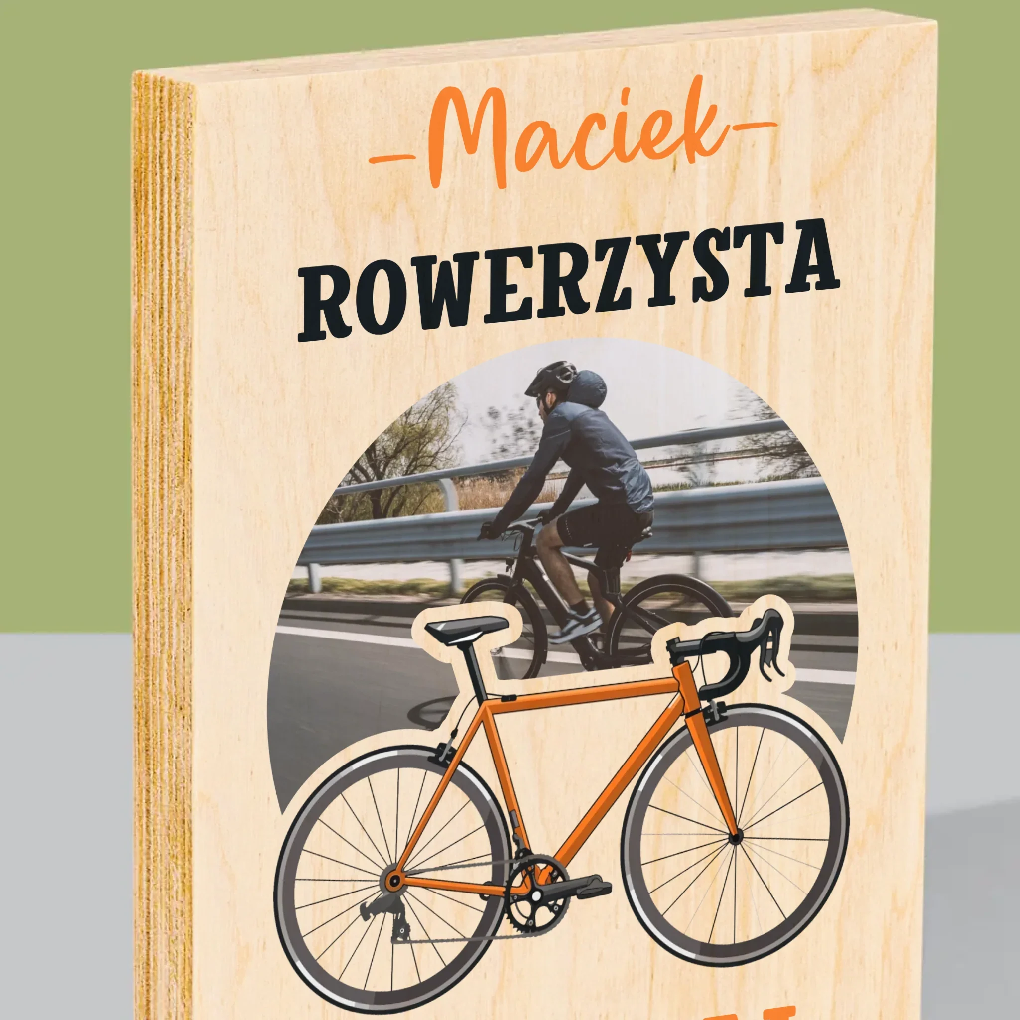 Zdjęcie I Podpis: Rowerzysta Na Medal - Wydruk Na Drewnie - Image 2