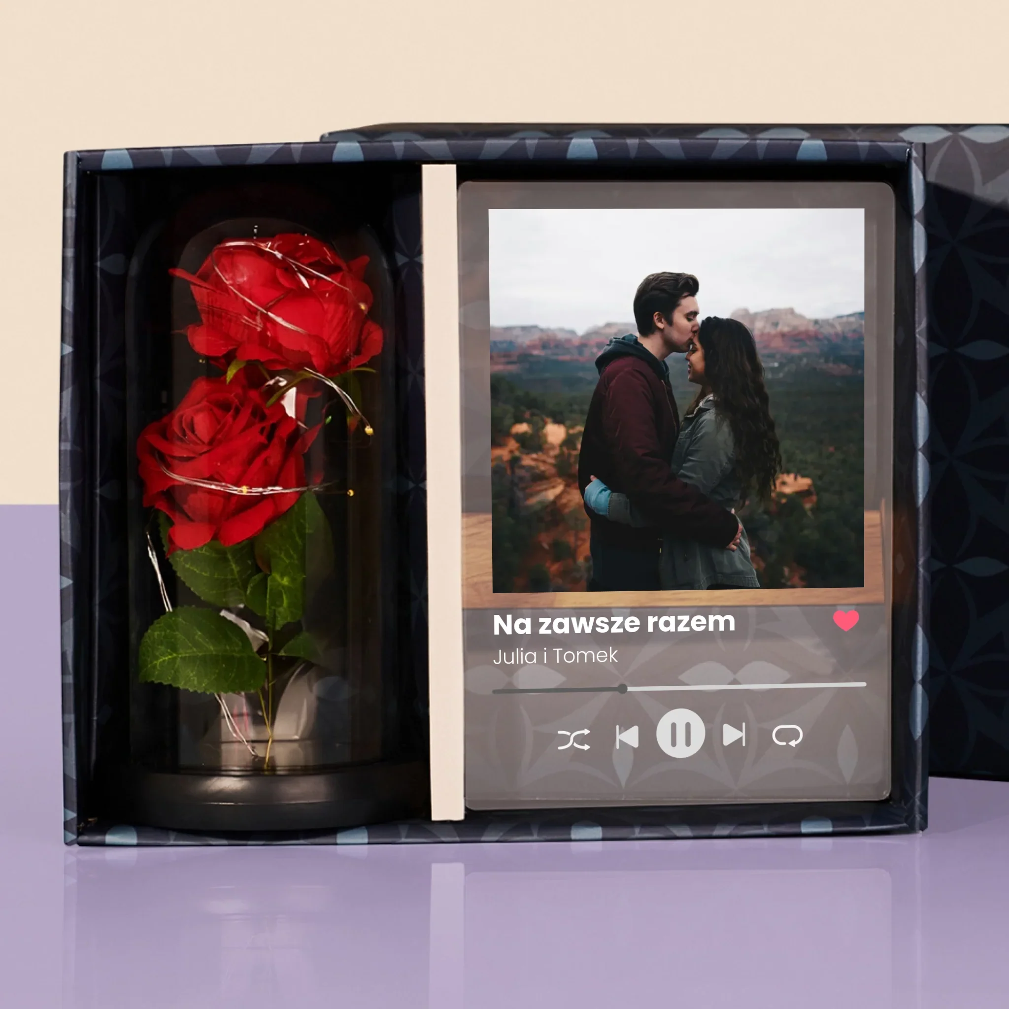 Zdjęcie i Podpis: Spotify z Twoim Zdjęciem - Zestaw Prezentowy z Wydrukiem Na Szkle i Wieczną Różą - Image 2
