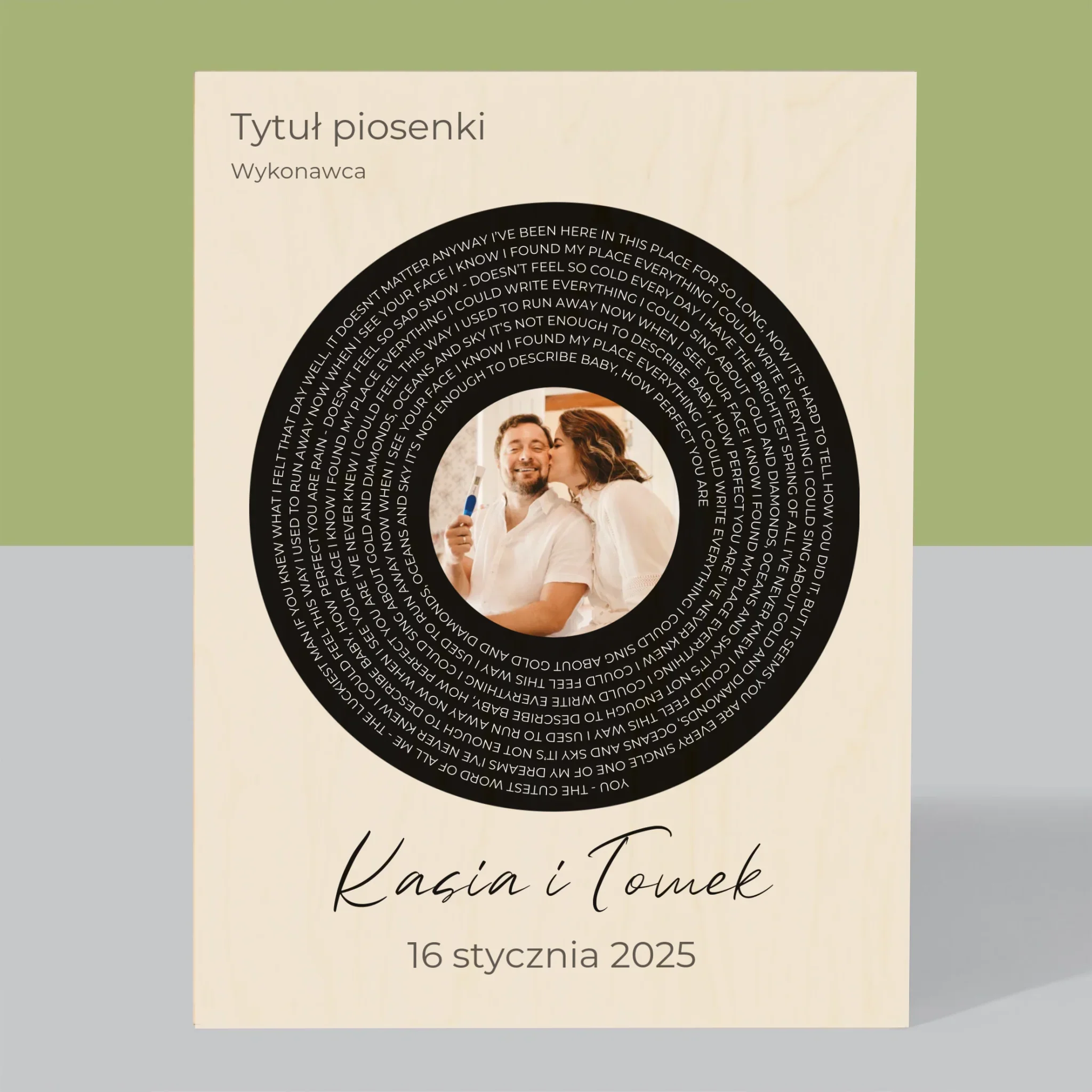 Zdjęcie i Podpis: Tekst Piosenki z Twoim Zdjęciem - Wydruk Na Drewnie - Image 3