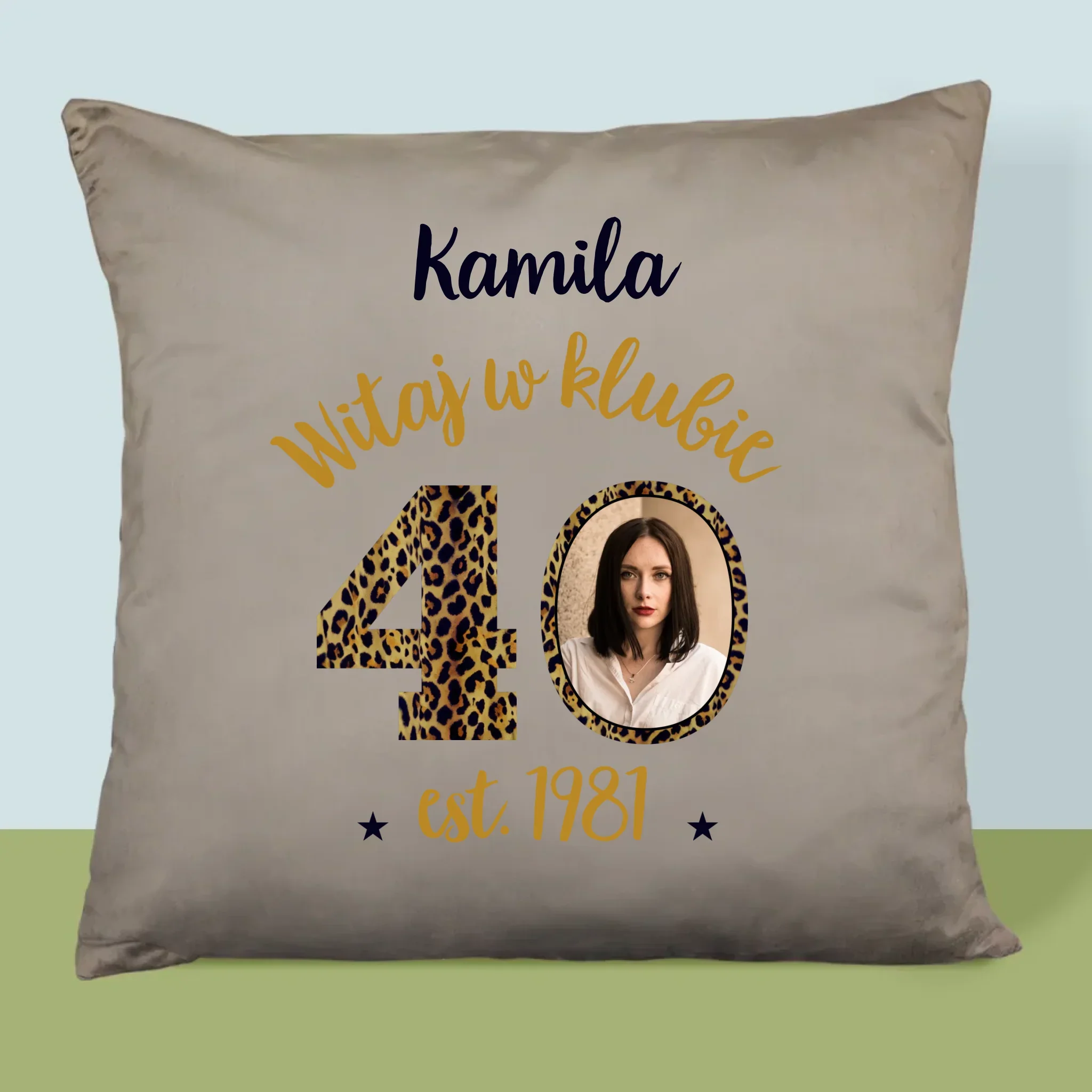 Zdjęcie I Podpis: Witaj W Klubie 40 - Poduszka z Nadrukiem - Image 3